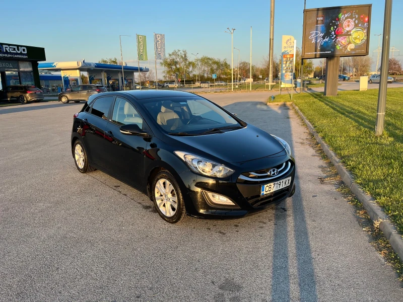 Hyundai I30 1.6 GDI 135hp хечбек, снимка 2 - Автомобили и джипове - 49864475