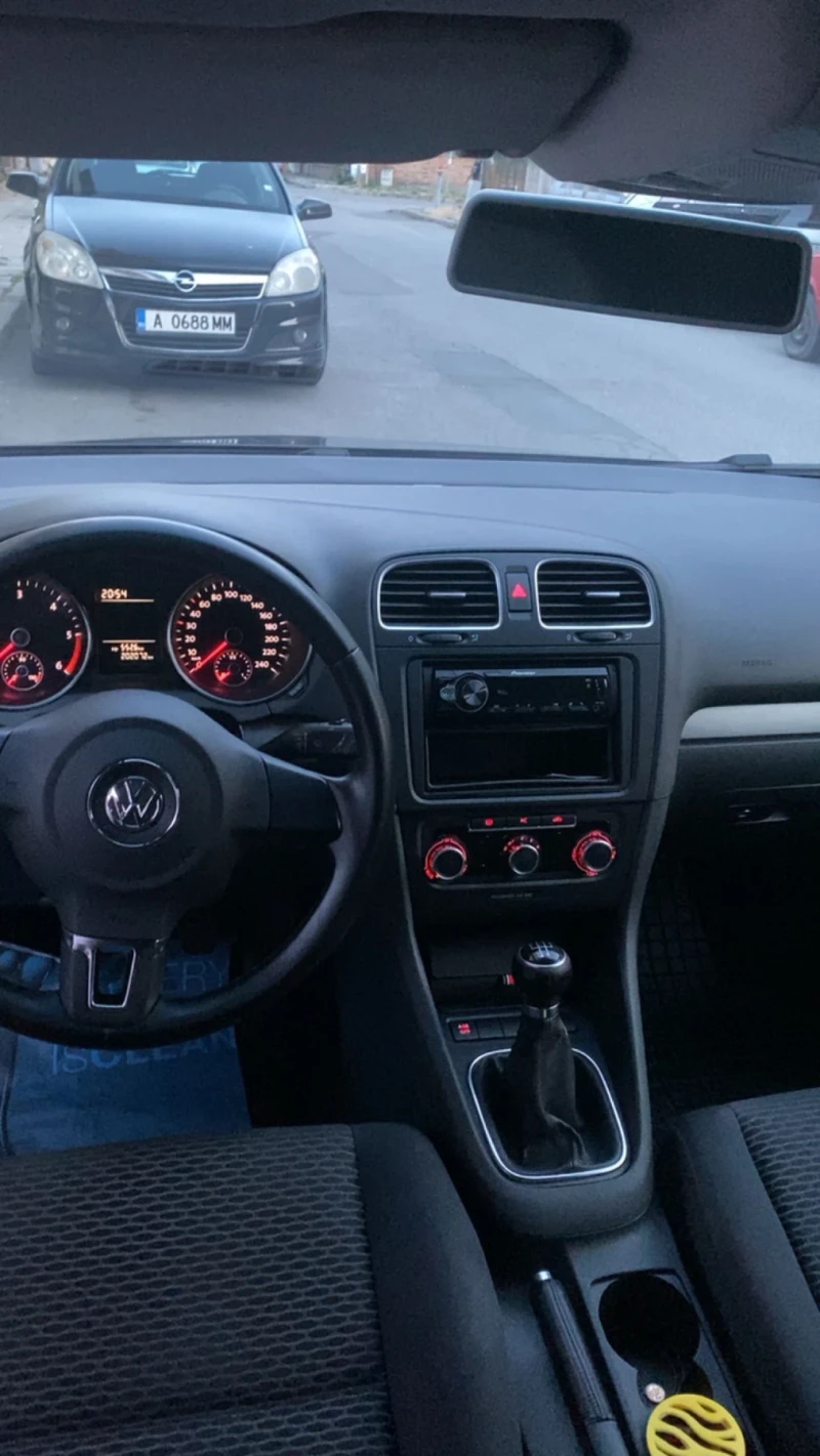 VW Golf, снимка 6 - Автомобили и джипове - 52337872