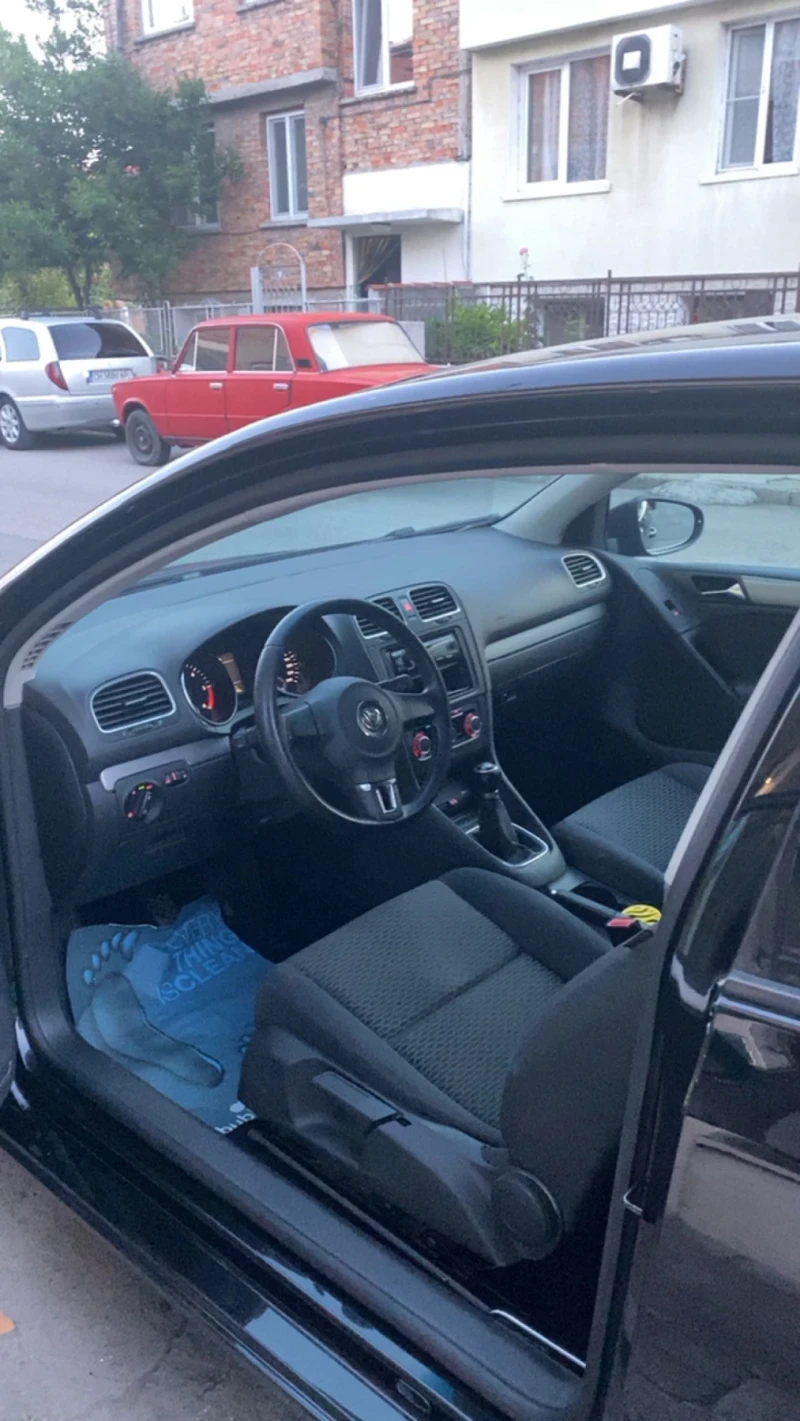 VW Golf, снимка 5 - Автомобили и джипове - 52337872