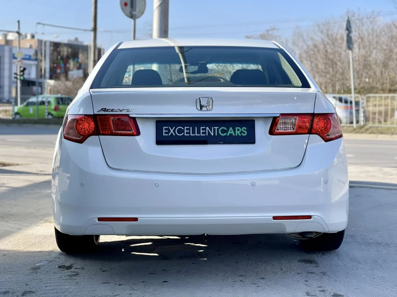 Honda Accord 2.2D* FACELIFT* ШВЕЙЦАРИЯ, снимка 6 - Автомобили и джипове - 51353996