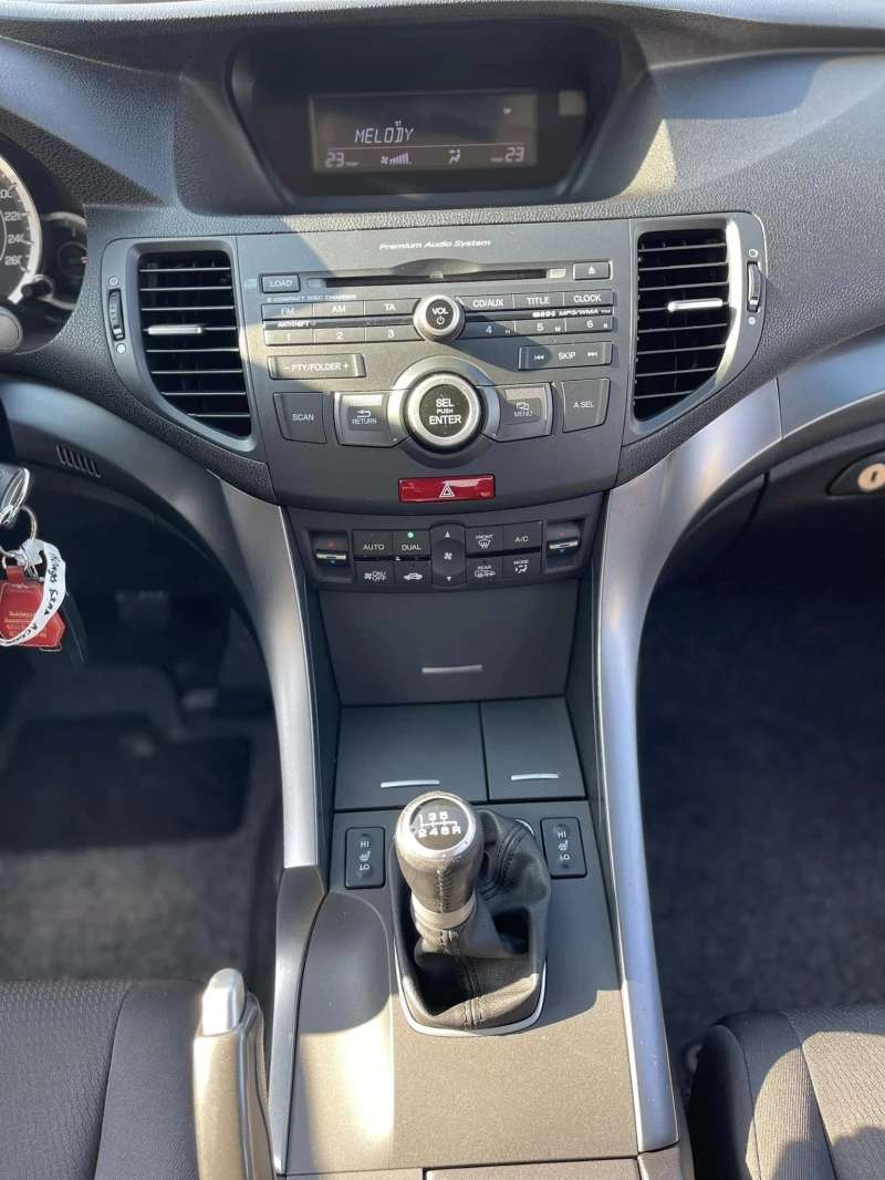 Honda Accord 2.2D* FACELIFT* ШВЕЙЦАРИЯ, снимка 10 - Автомобили и джипове - 51353996