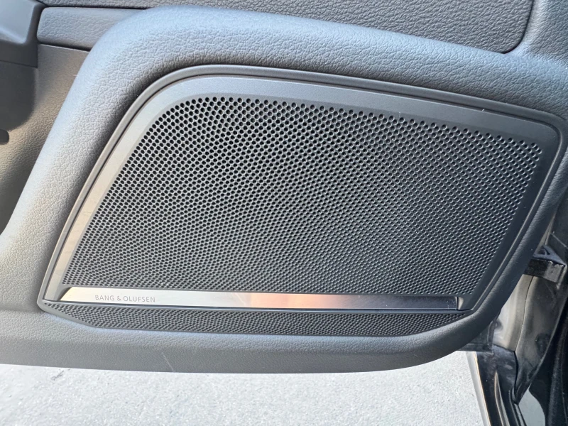 Audi A6 40TDI* 3xS-LINE* B&O* 360* Mild-Hybrid, снимка 16 - Автомобили и джипове - 51670323