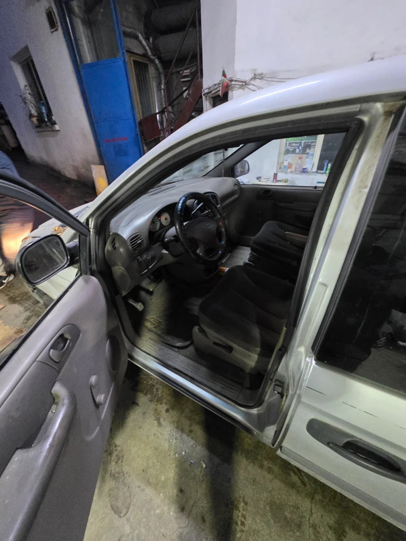 Chrysler Gr.voyager 2.8i газов инжекцйон, снимка 4 - Автомобили и джипове - 53058556