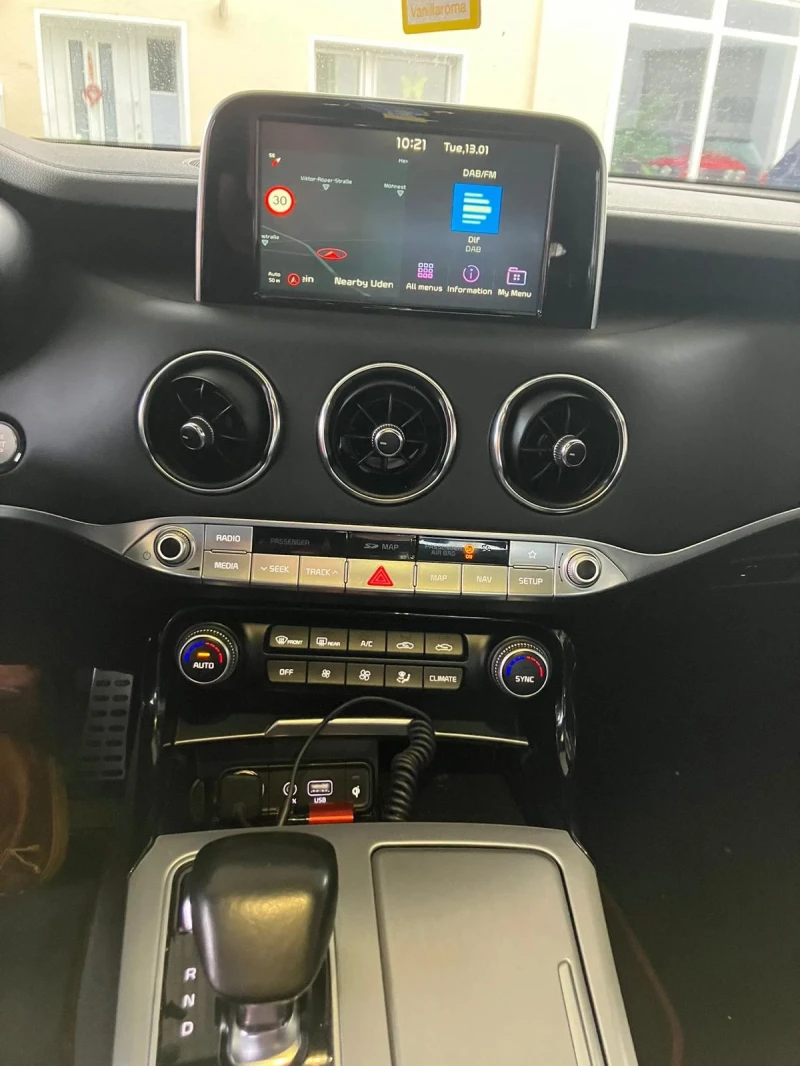 Kia Stinger 3.3; GT, 4X4 , Европейска, Full, снимка 16 - Автомобили и джипове - 53461147