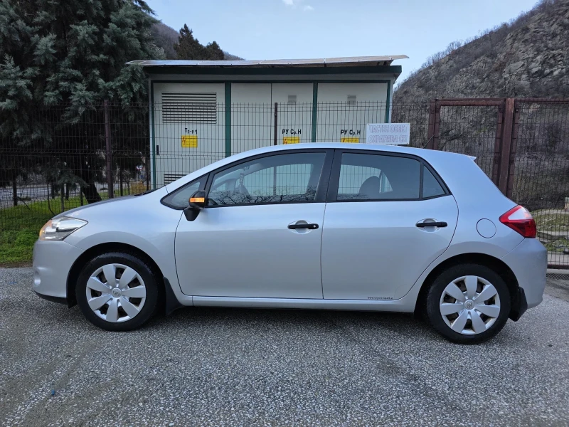 Toyota Auris 1.33 VVT-i * FACELIFT* , снимка 7 - Автомобили и джипове - 53489501