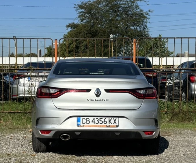 Renault Megane 1.6i 115 hp, снимка 2 - Автомобили и джипове - 47450355