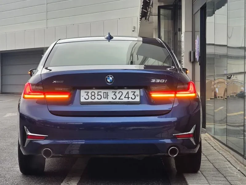 BMW 330 330I XDRIVE LUXURY, снимка 4 - Автомобили и джипове - 54837316