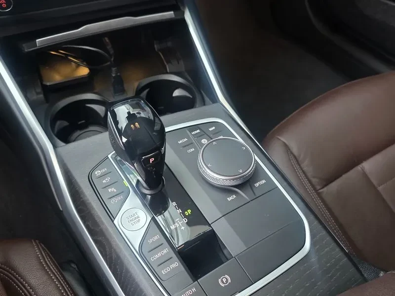 BMW 330 330I XDRIVE LUXURY, снимка 9 - Автомобили и джипове - 54837316
