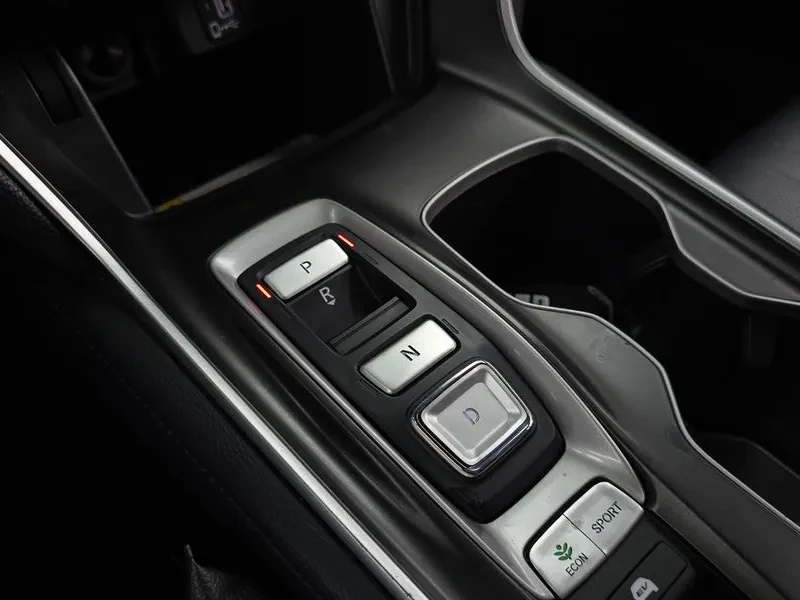 Honda Accord 2.0 Hybrid Ex-L, снимка 17 - Автомобили и джипове - 55985241