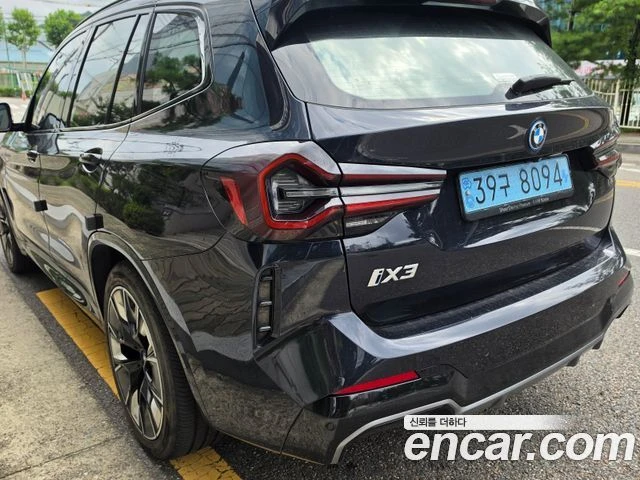 BMW iX3, снимка 2 - Автомобили и джипове - 56282184