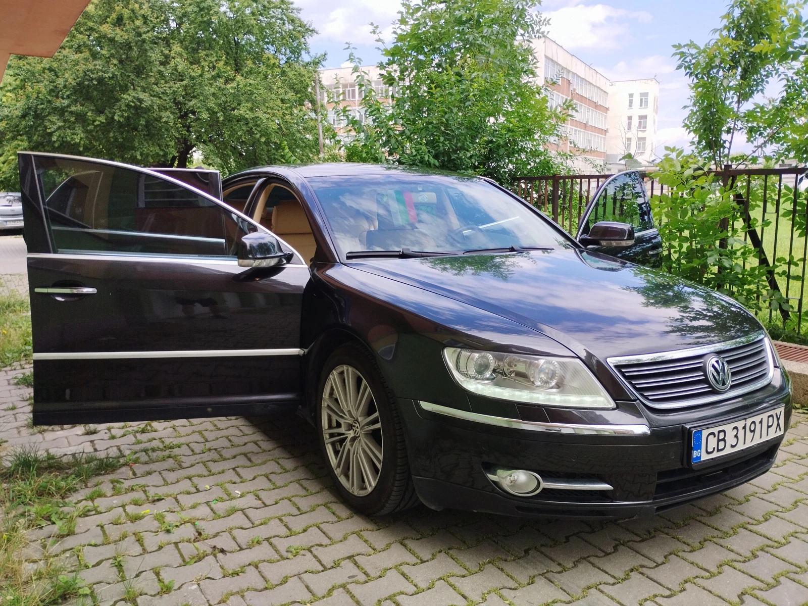 VW Phaeton 3.0 TDI / 233к.с  - изображение 8