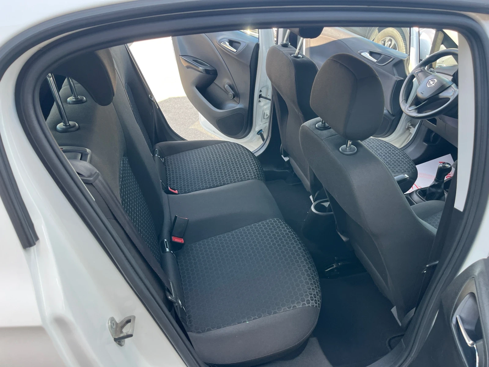 Opel Corsa 1.2i Euro 6B - изображение 9