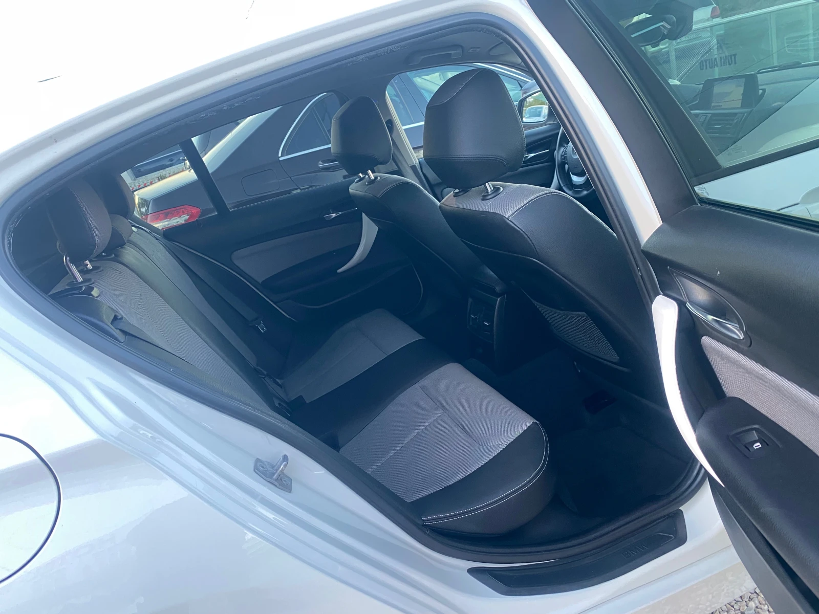 BMW 118 2.0d, Urban Line, , BXENON, LED, ,  | Mobile.bg   15