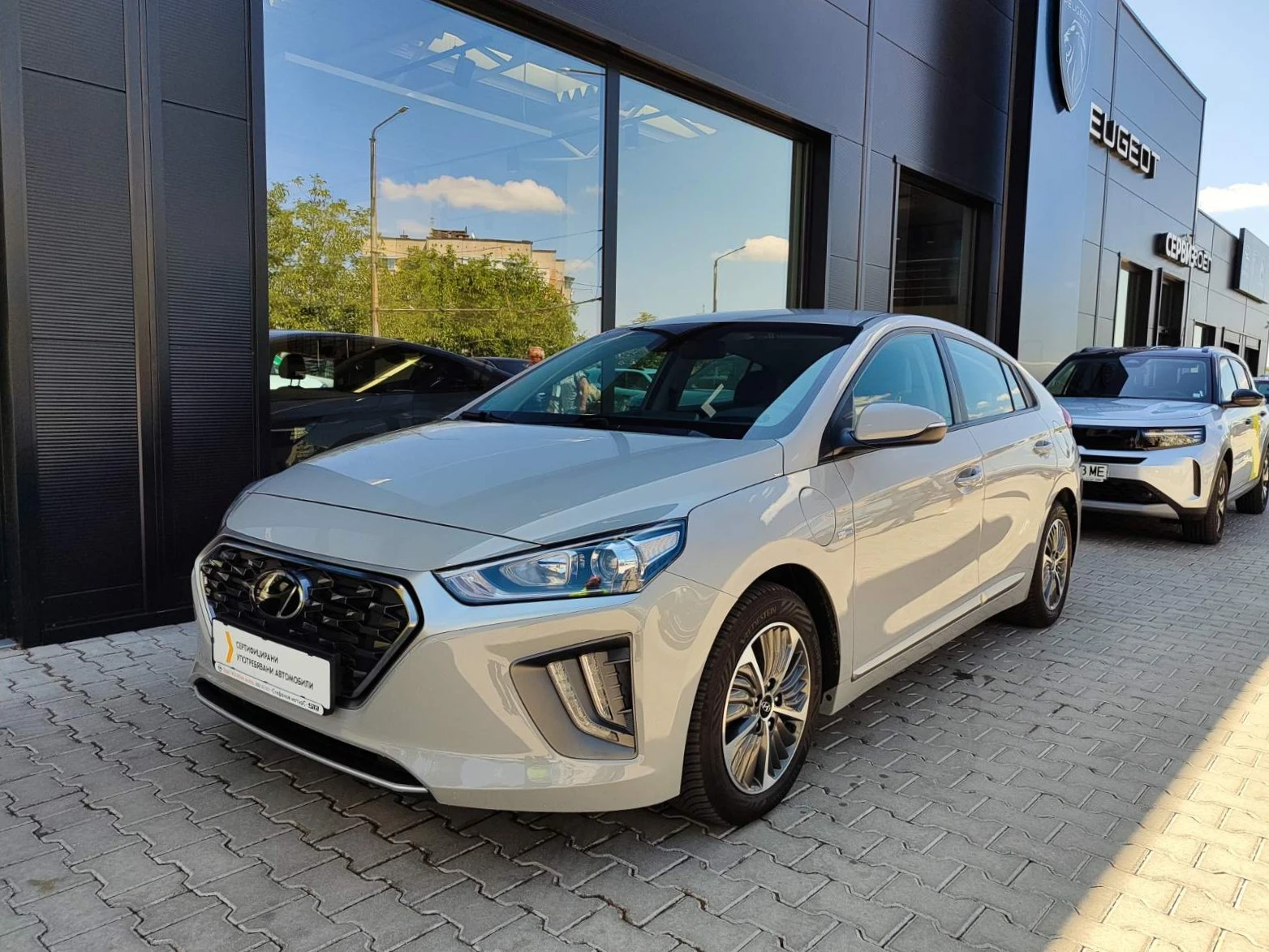 Hyundai Ioniq Trend Plug-in-Hybrid 1.6 GDI (141hp) AT6 - изображение 3