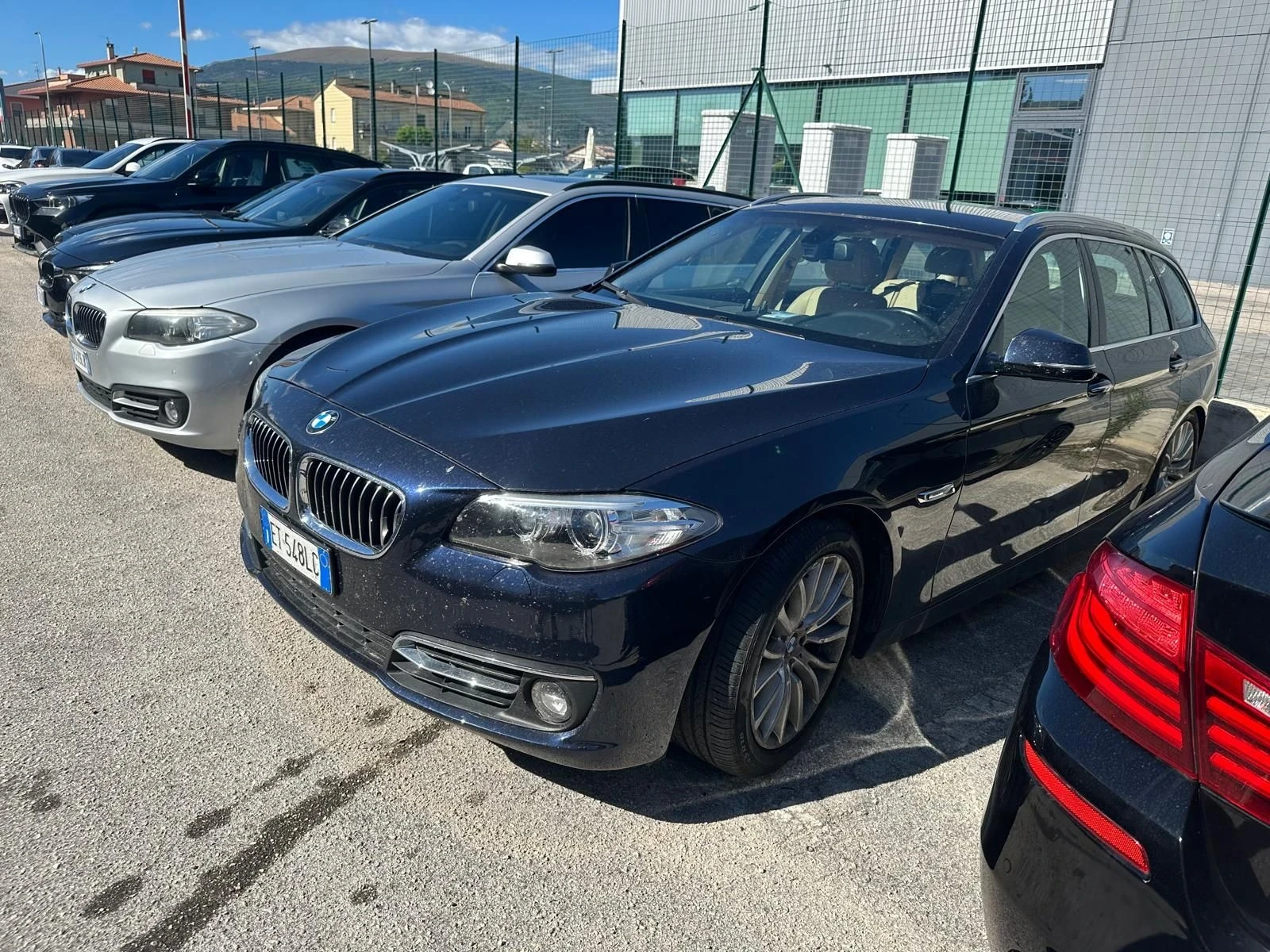BMW 520 2.0D x.drive - изображение 3