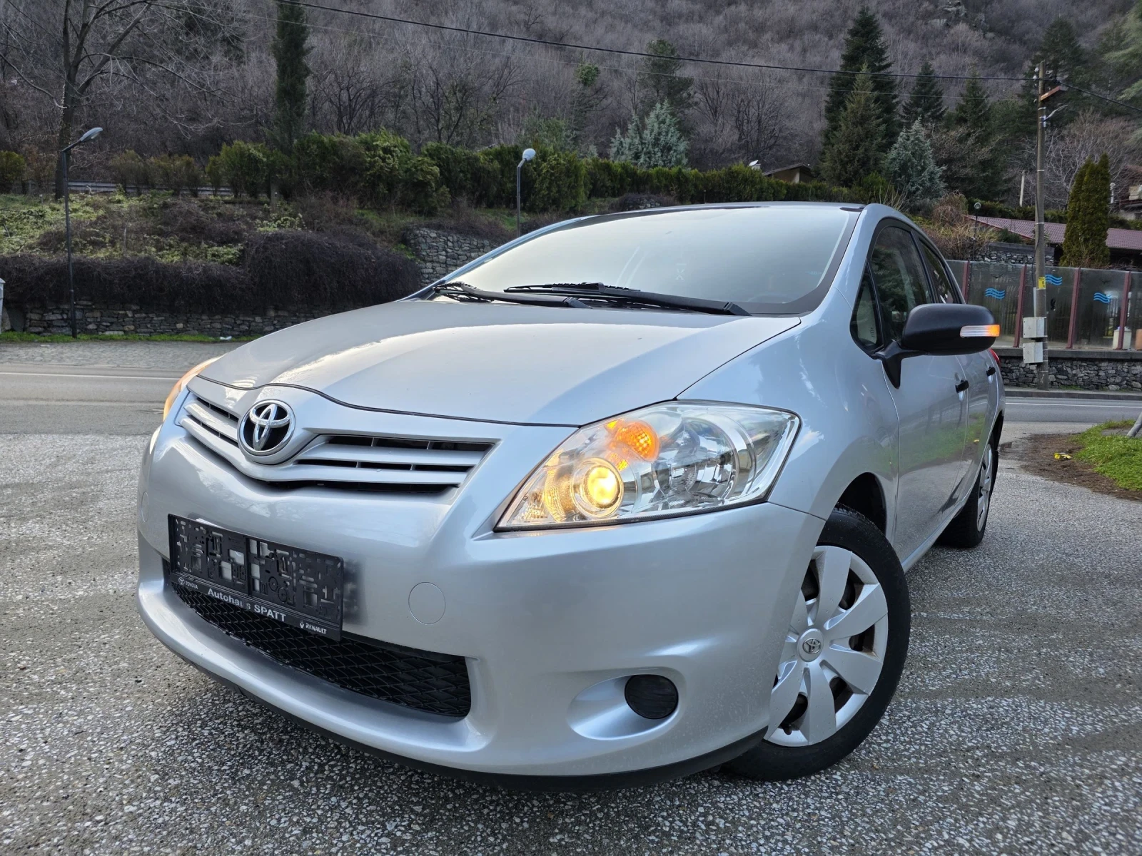 Toyota Auris 1.33 VVT-i * FACELIFT*  | Mobile.bg � ����������� 1