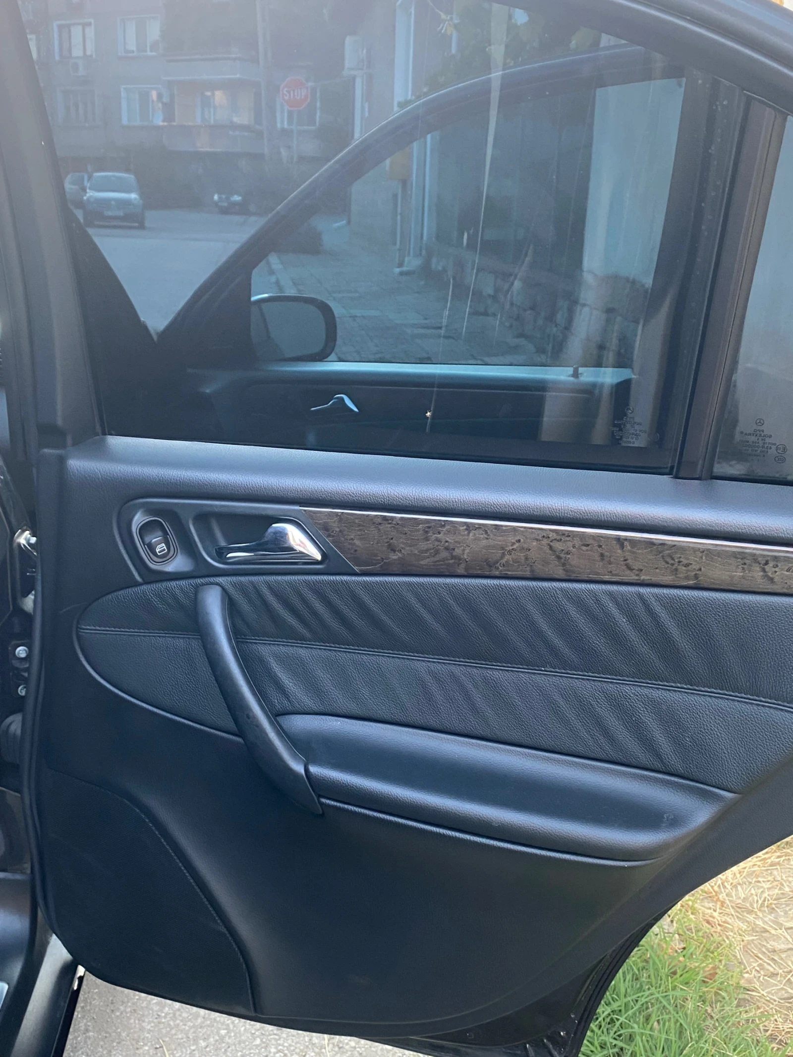 Mercedes-Benz C 350 3.5, снимка 13 - Автомобили и джипове - 53760359