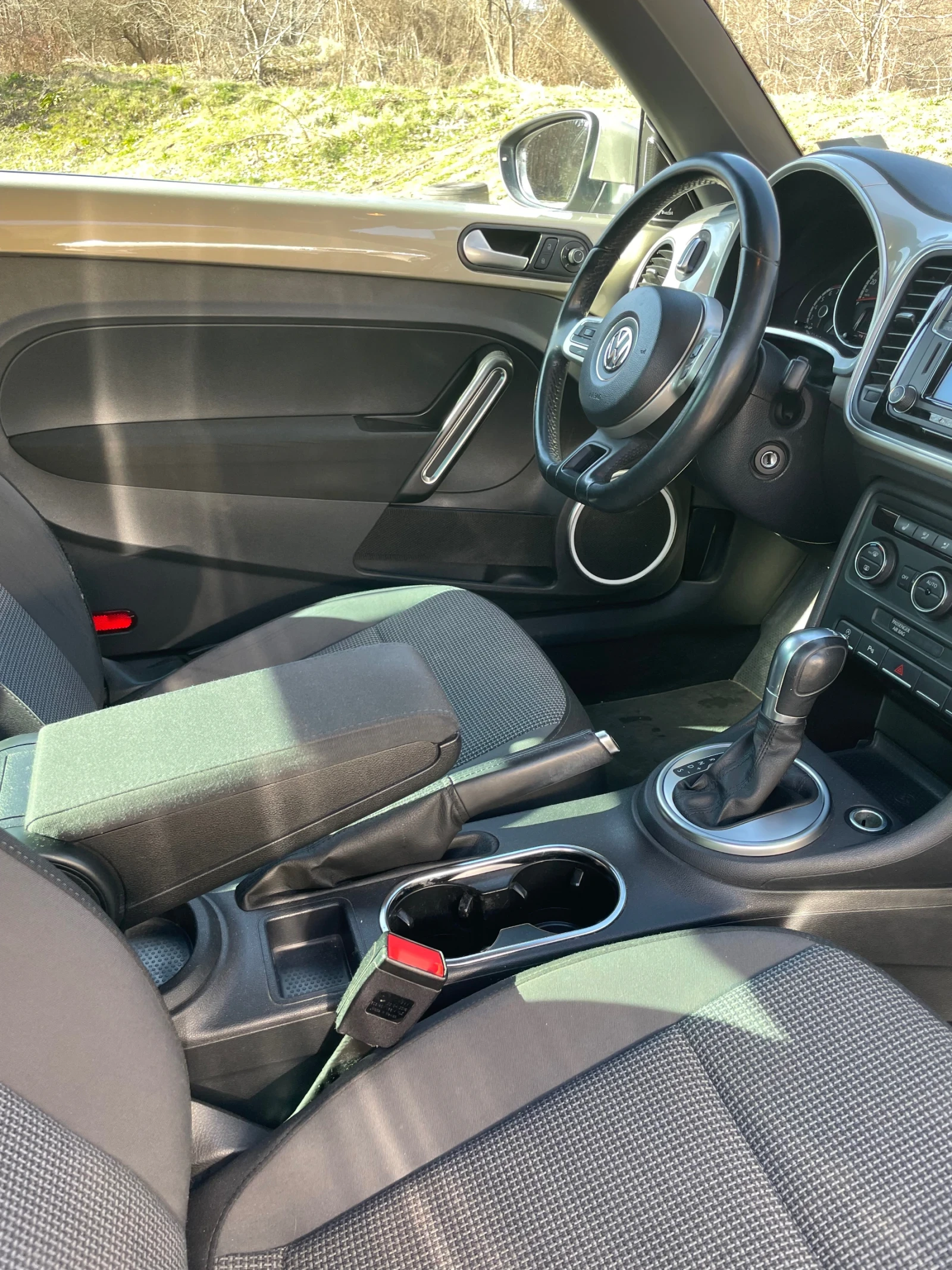 VW Beetle, снимка 10 - Автомобили и джипове - 53816708