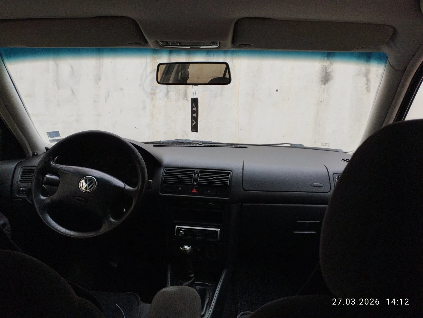 VW Golf  4 1.6 , снимка 4 - Автомобили и джипове - 54043217