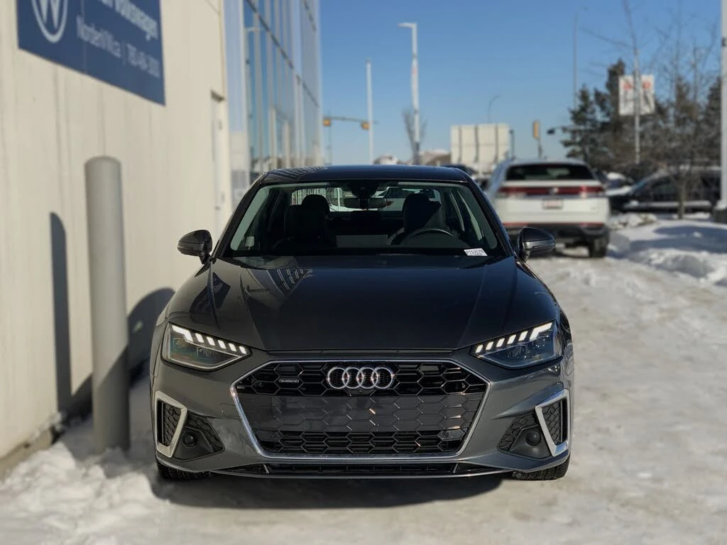 Audi A4  quattro Premium Plus S Line 45 TFSI AWD, снимка 3 - Автомобили и джипове - 54258244