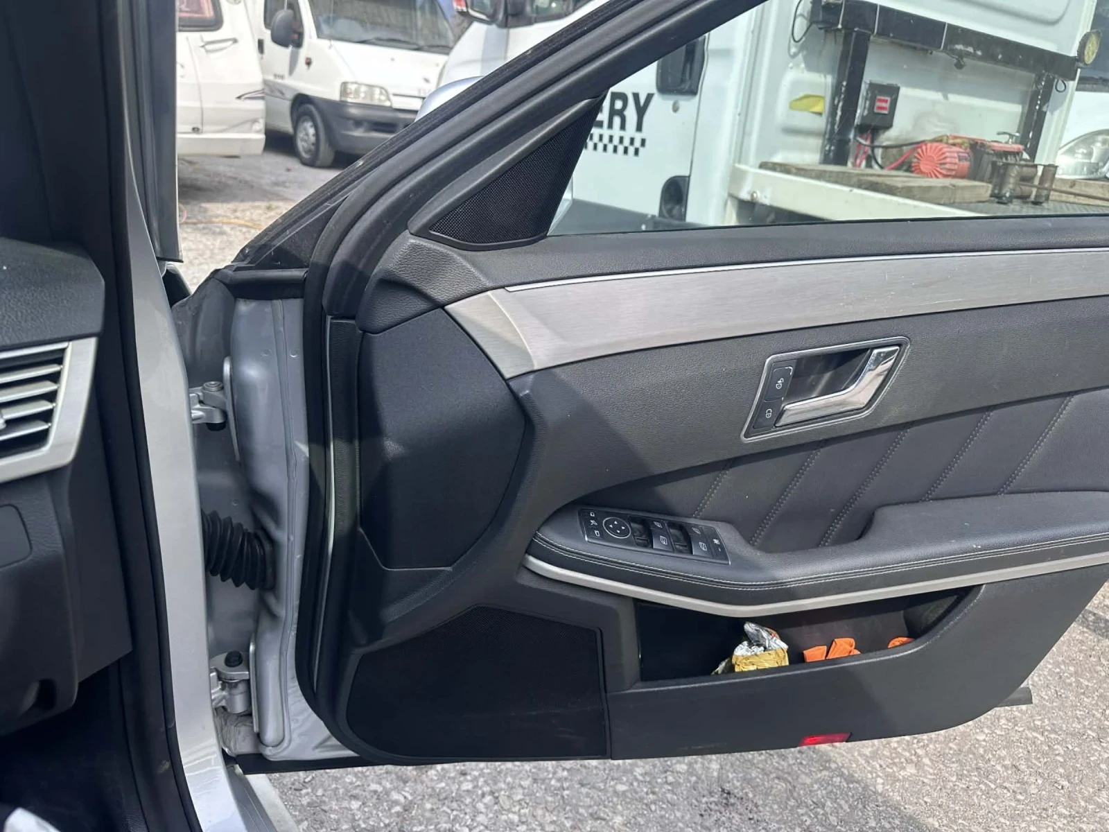Mercedes-Benz E 350 E350, снимка 5 - Автомобили и джипове - 54645679