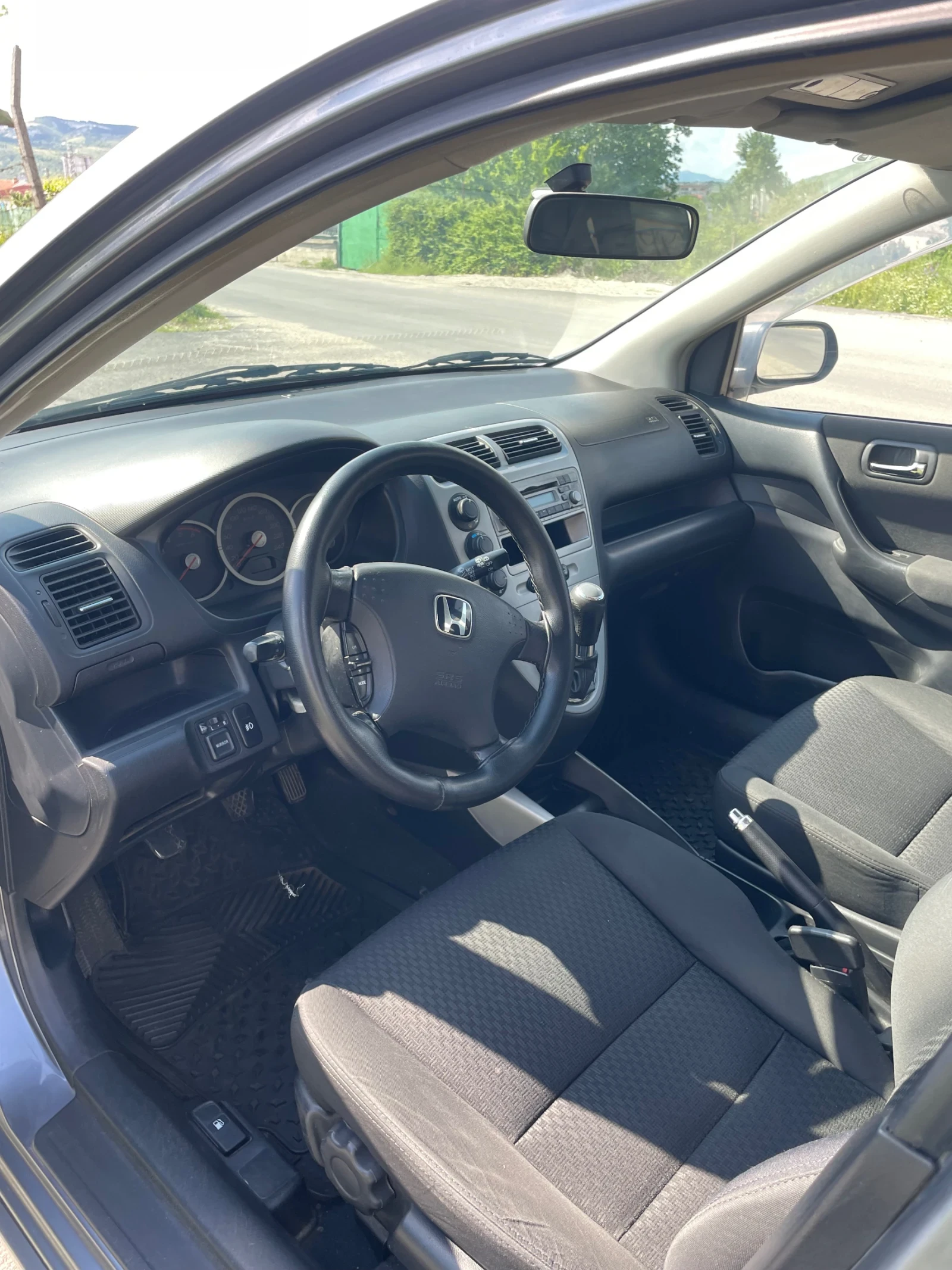 Honda Civic 1.7 CDTI, снимка 6 - Автомобили и джипове - 54714688
