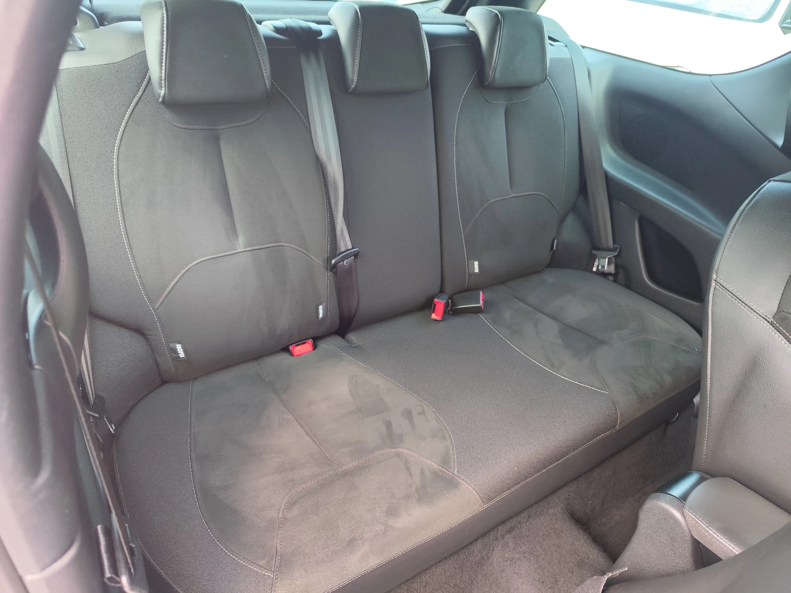Citroen DS3 1.2i* ABTOMATИК* FULL LED* E6B* PERFORMANCE LINE, снимка 11 - Автомобили и джипове - 55128498