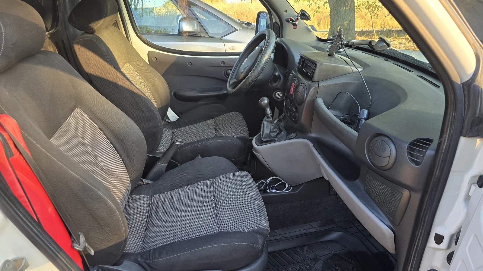 Fiat Doblo 1300, снимка 6 - Автомобили и джипове - 56010729
