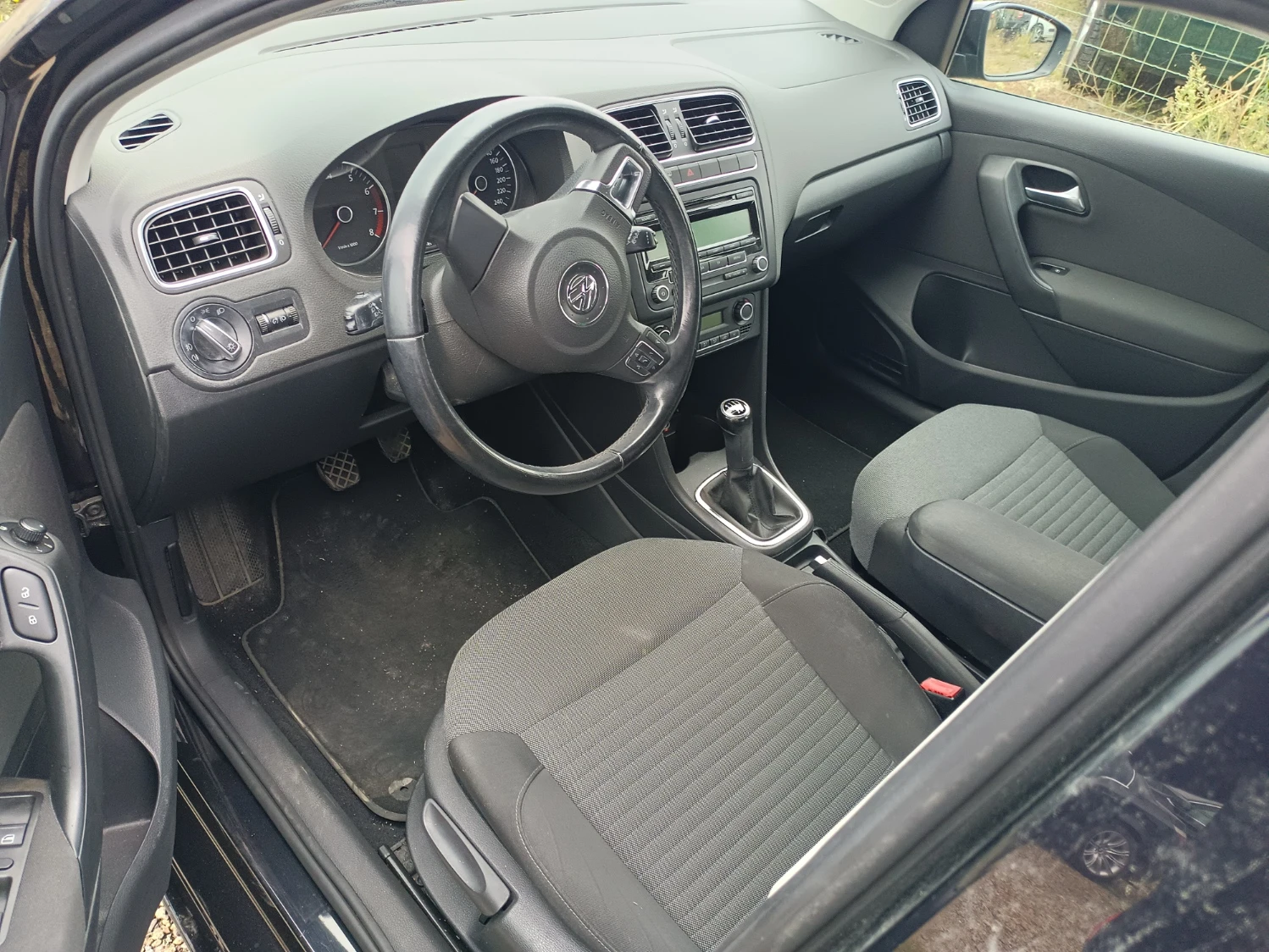 VW Polo 1, 4i, снимка 5 - Автомобили и джипове - 56334177