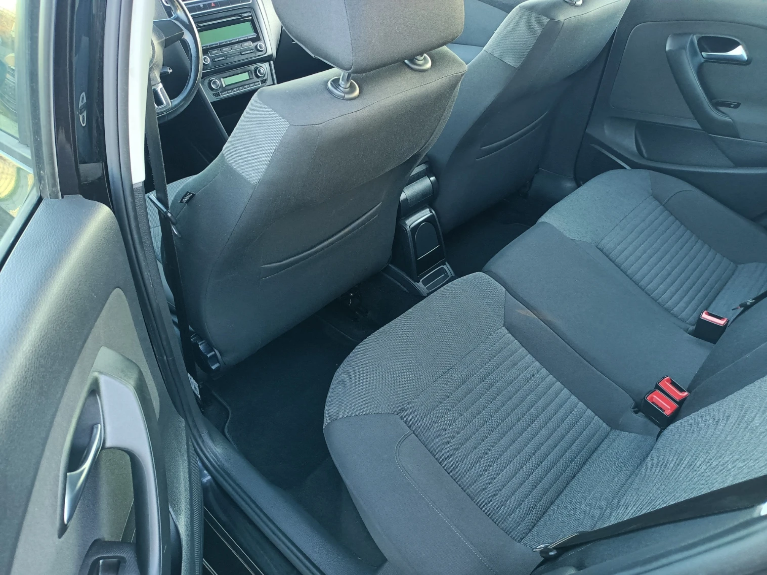 VW Polo 1, 4i, снимка 8 - Автомобили и джипове - 56334177