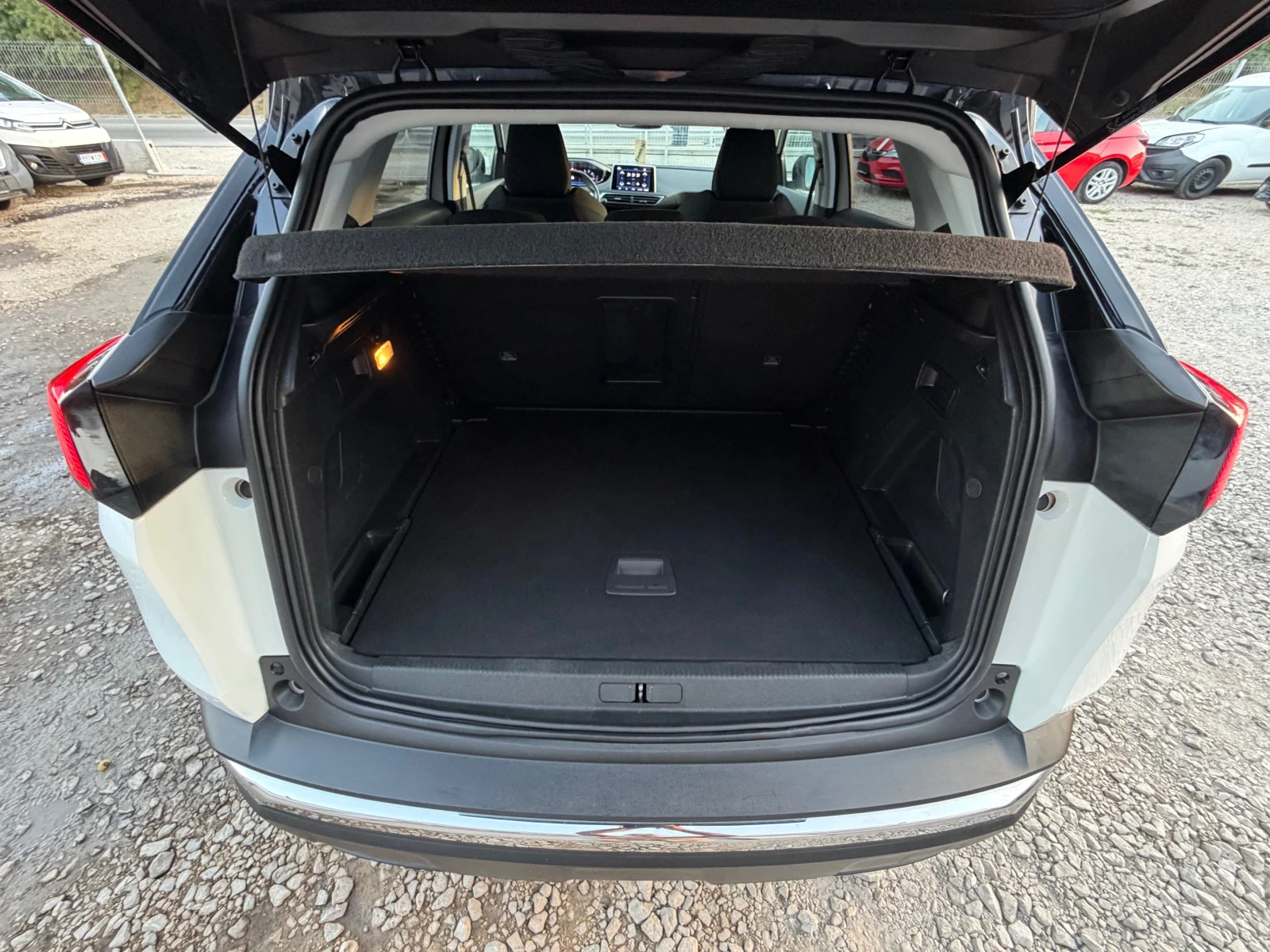 Peugeot 3008 HDI* LED* AVTOMAT* 01.2020 | Mobile.bg � ����������� 7