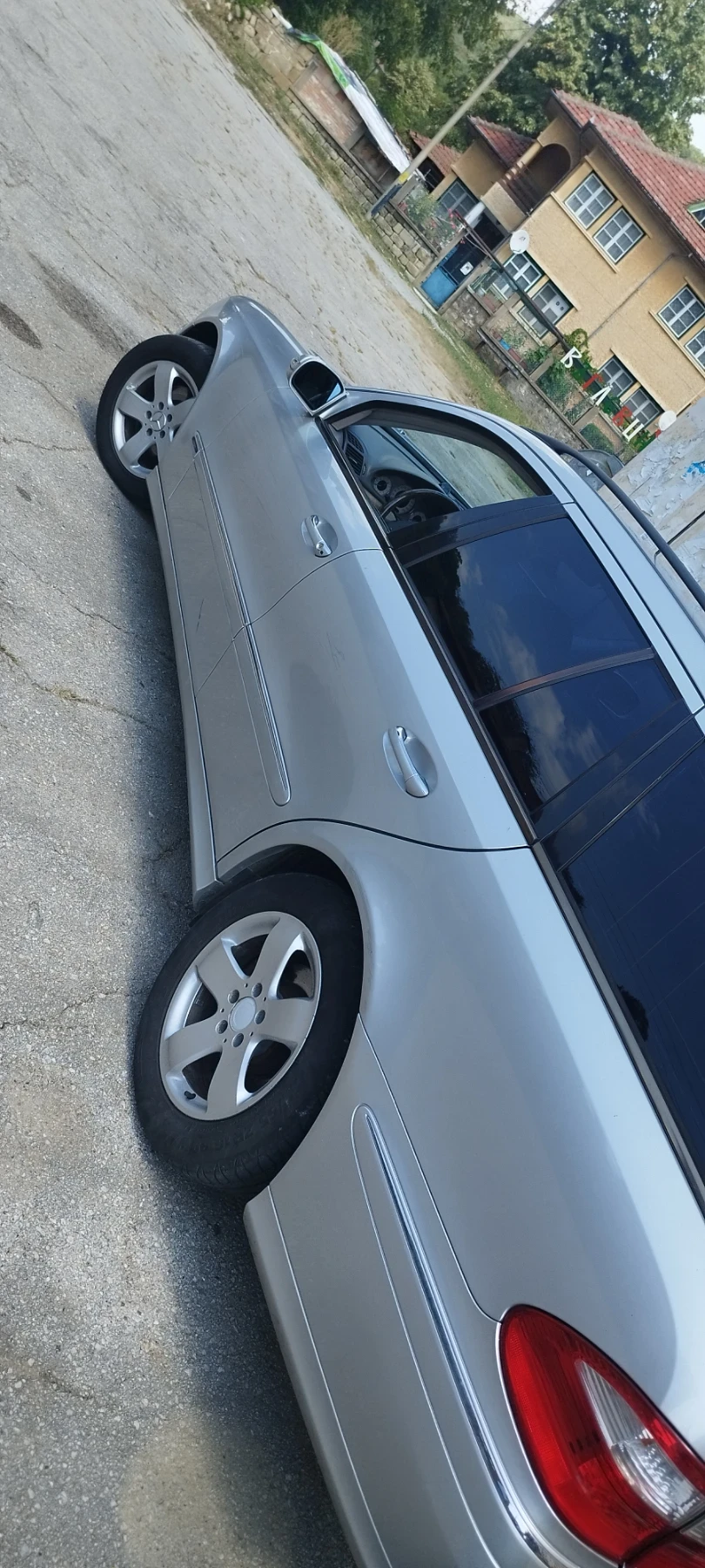 Mercedes-Benz 280, снимка 4 - Автомобили и джипове - 56474013