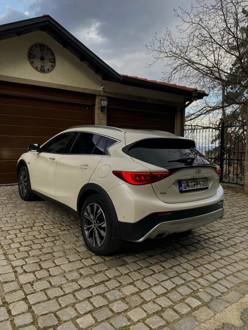 Infiniti QX30 2.2D, 4x4 AWD, БЯЛА ПЕРЛА, Напълно обслужен, снимка 8 - Автомобили и джипове - 45084109