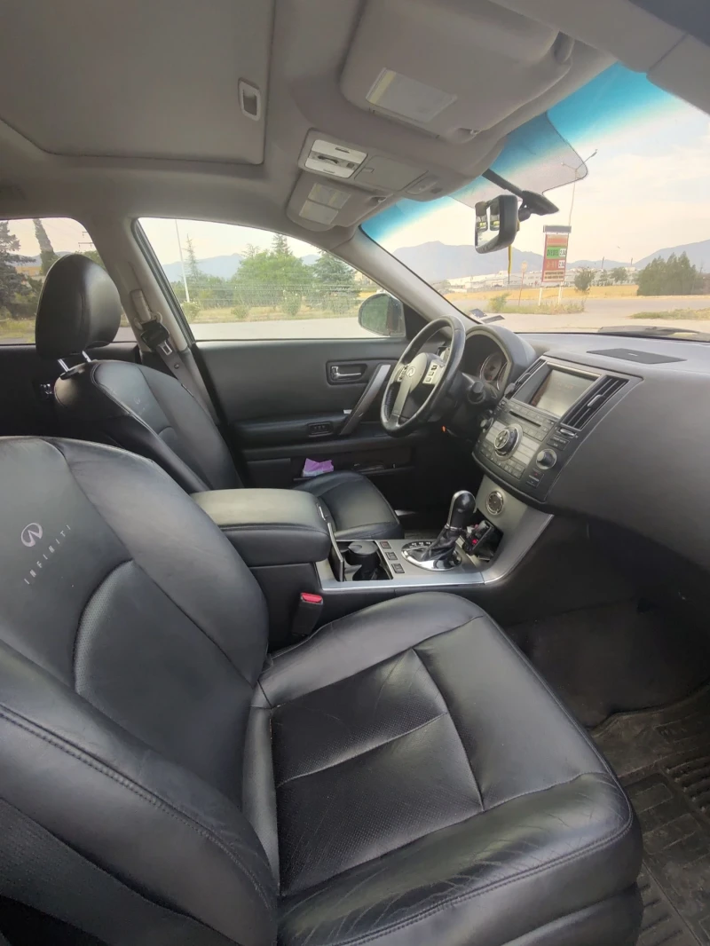 Infiniti Fx 35, снимка 14 - Автомобили и джипове - 52026733