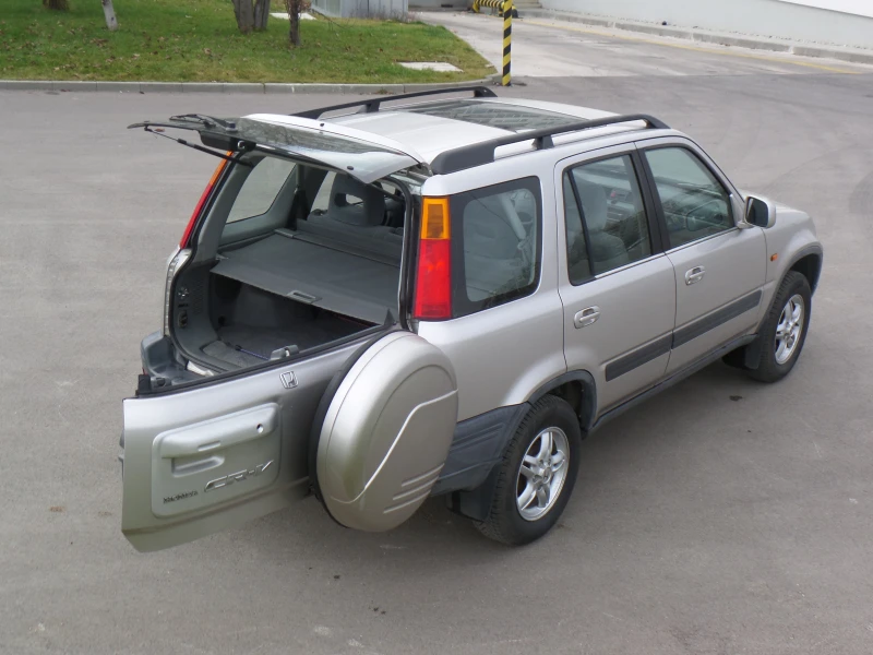 Honda Cr-v 2.0 Basis, снимка 5 - Автомобили и джипове - 52789521