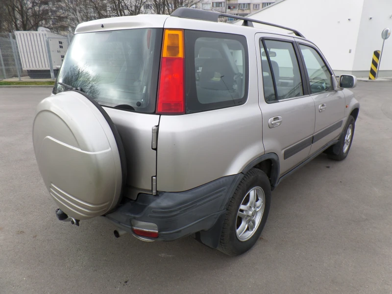 Honda Cr-v 2.0 Basis, снимка 4 - Автомобили и джипове - 52789521
