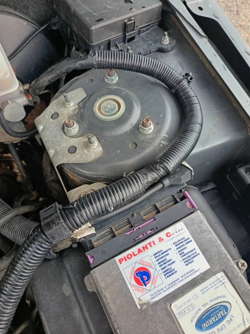 Suzuki Grand vitara, снимка 8 - Автомобили и джипове - 53264414