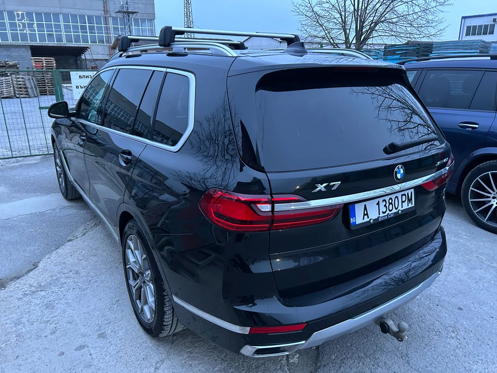 BMW X7 40i - изображение 2