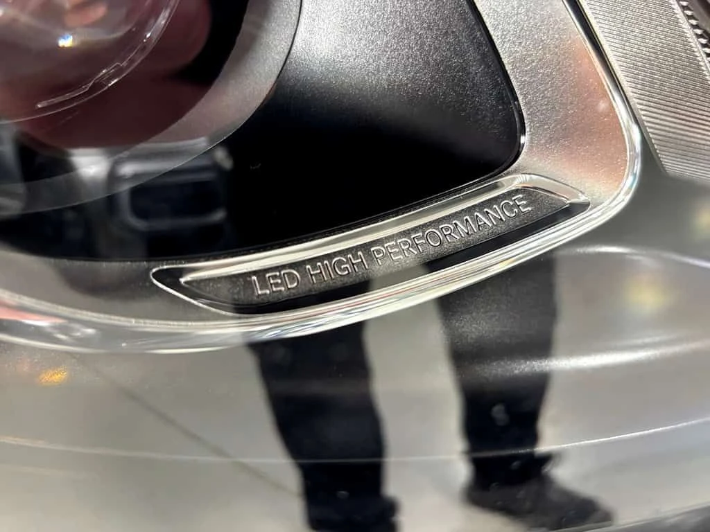 Mercedes-Benz GLC * GLC300| 4MATIC| NAV| CREAMSEATS| AMGALLOYS| WOOD - изображение 3