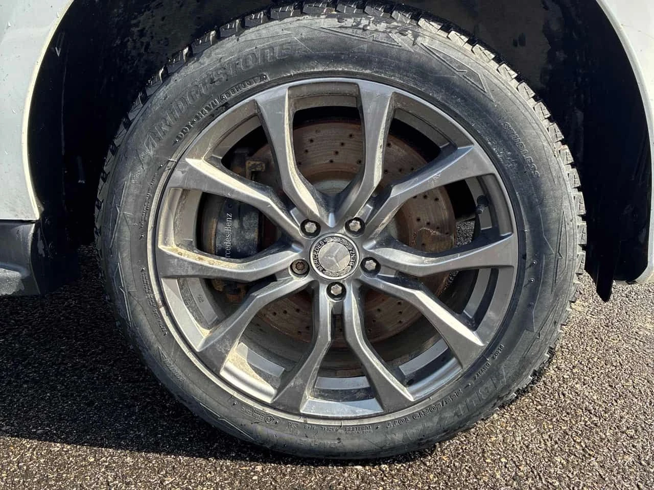 Mercedes-Benz GLE 400 АМГ ПАКЕТ/CARFAX/Подгрев/Пано/360 Камера/Клип, снимка 17 - Автомобили и джипове - 53978629