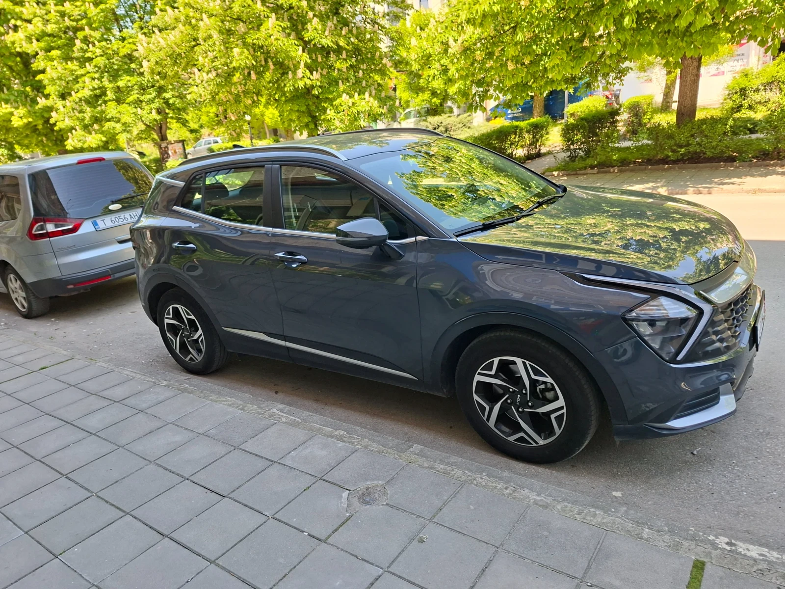 Kia Sportage 1.6 hibrid, снимка 2 - Автомобили и джипове - 54510224