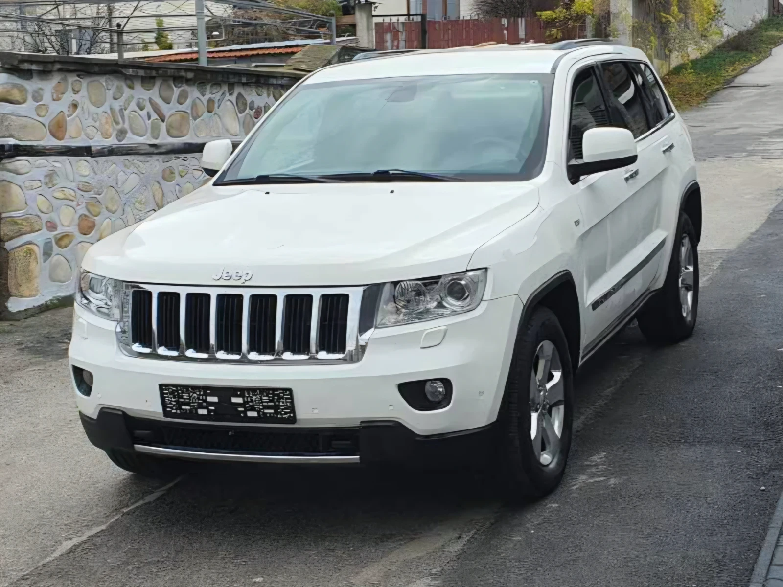Jeep Grand cherokee 3.0 CRD Италия, снимка 2 - Автомобили и джипове - 55195363