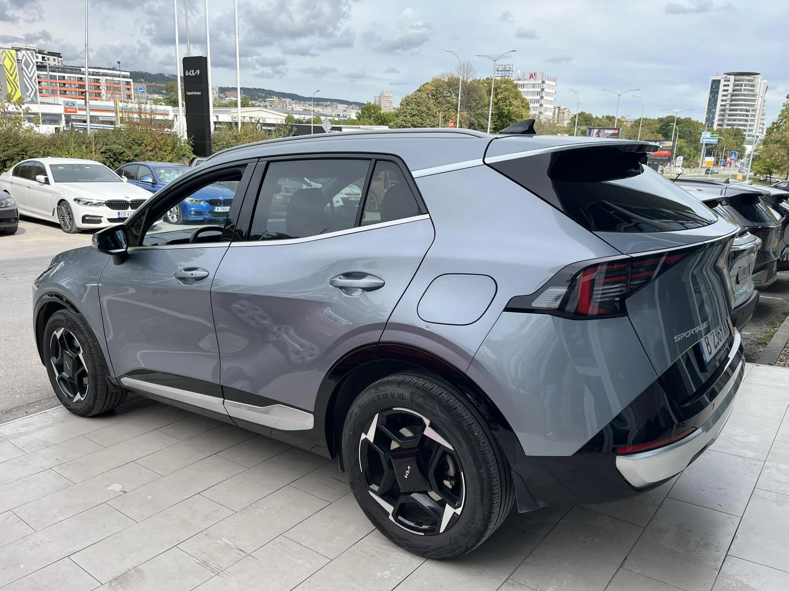 Kia Sportage Executive, снимка 4 - Автомобили и джипове - 56251145