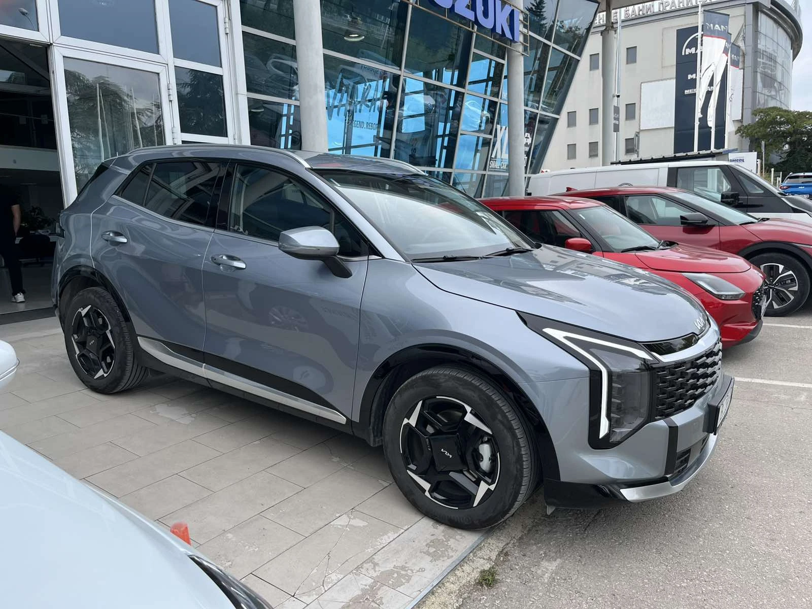 Kia Sportage Executive, снимка 3 - Автомобили и джипове - 56251145