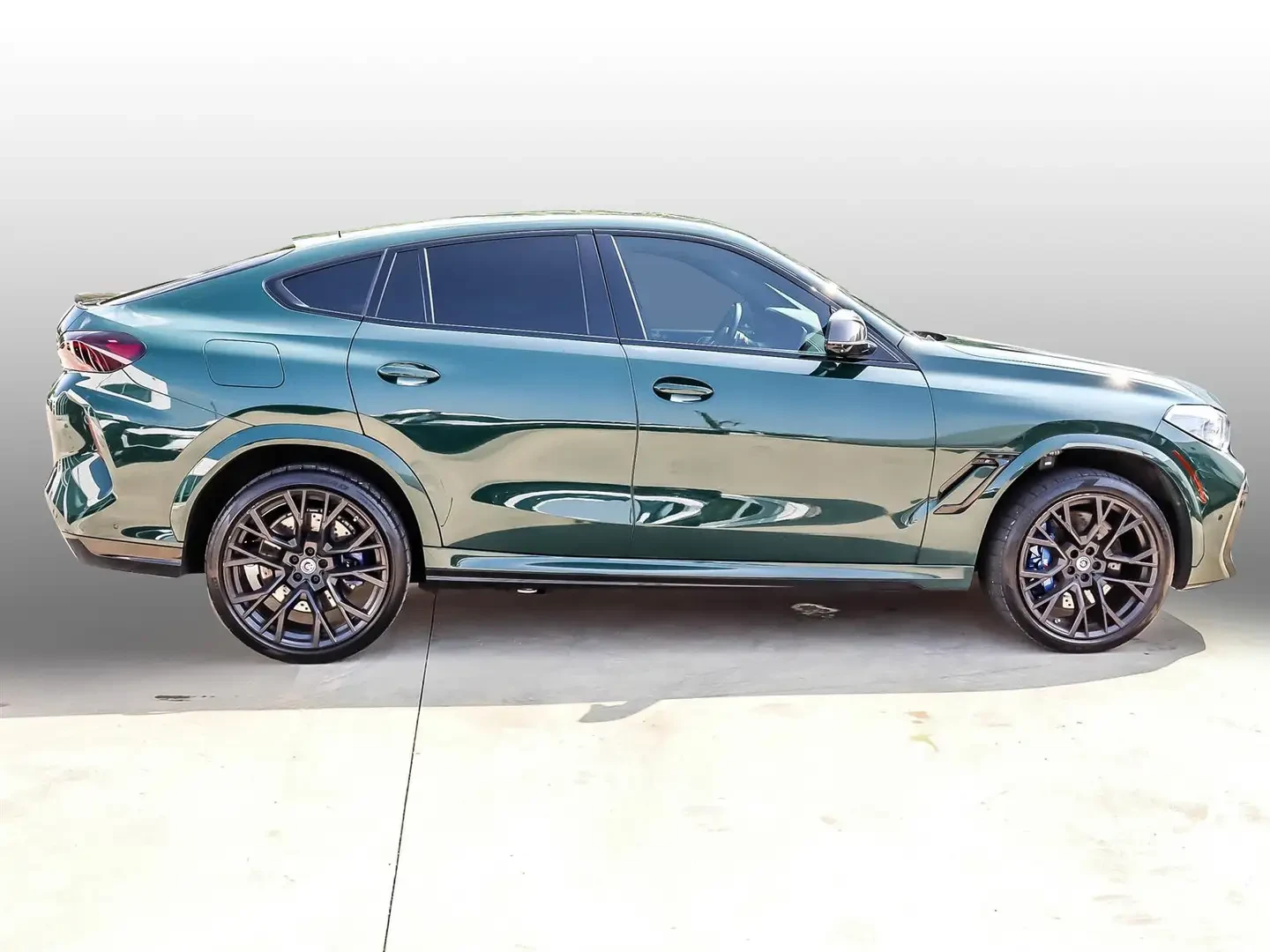 BMW X6 M COMPETITION/БЕЗ ПЪРВОНАЧАЛНА ВНОСКА/Ultimate PKG, снимка 3 - Автомобили и джипове - 56299560