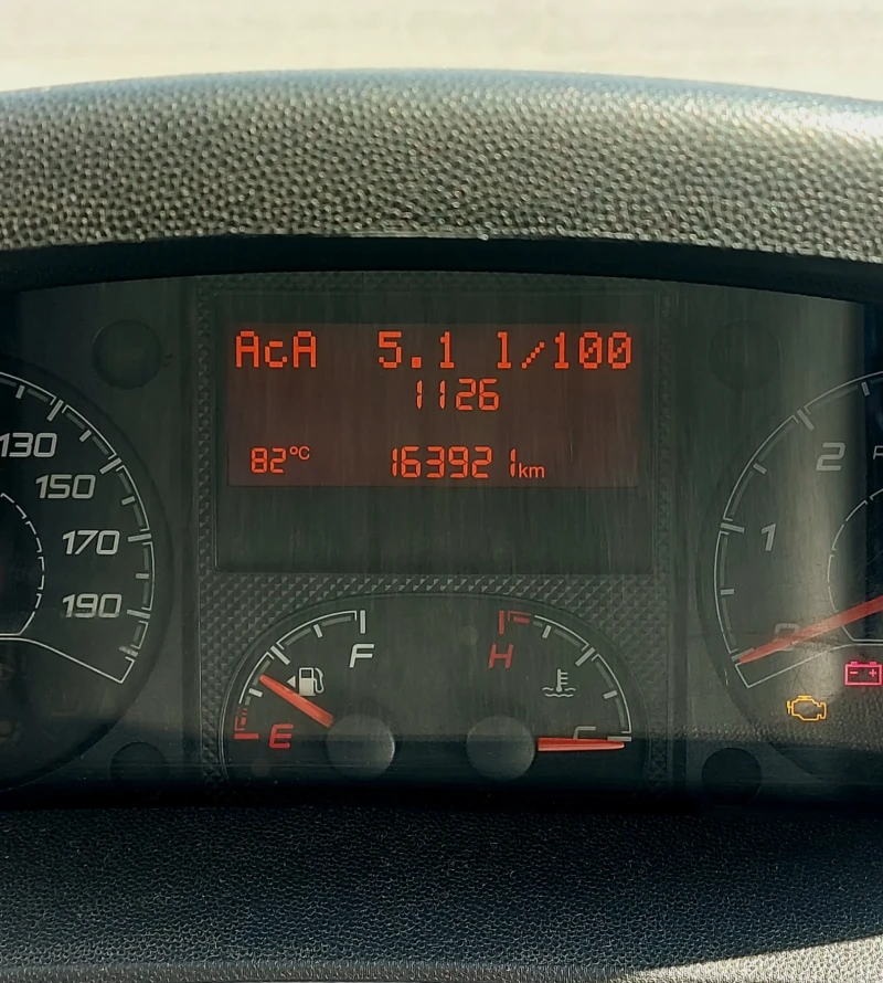 Peugeot Boxer, снимка 4 - Бусове и автобуси - 52288601