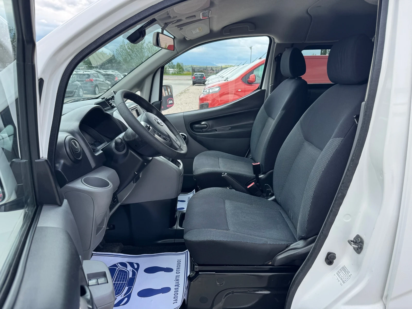 Nissan NV200 1.5DCI Evalia Tekna 7-MESTA, снимка 10 - Бусове и автобуси - 54646657
