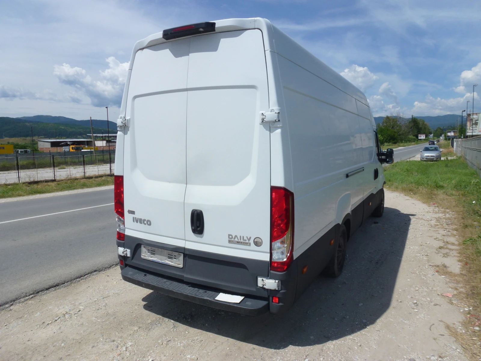 Iveco 35S18 МАКСИ БАЗА, снимка 14 - Бусове и автобуси - 54924140