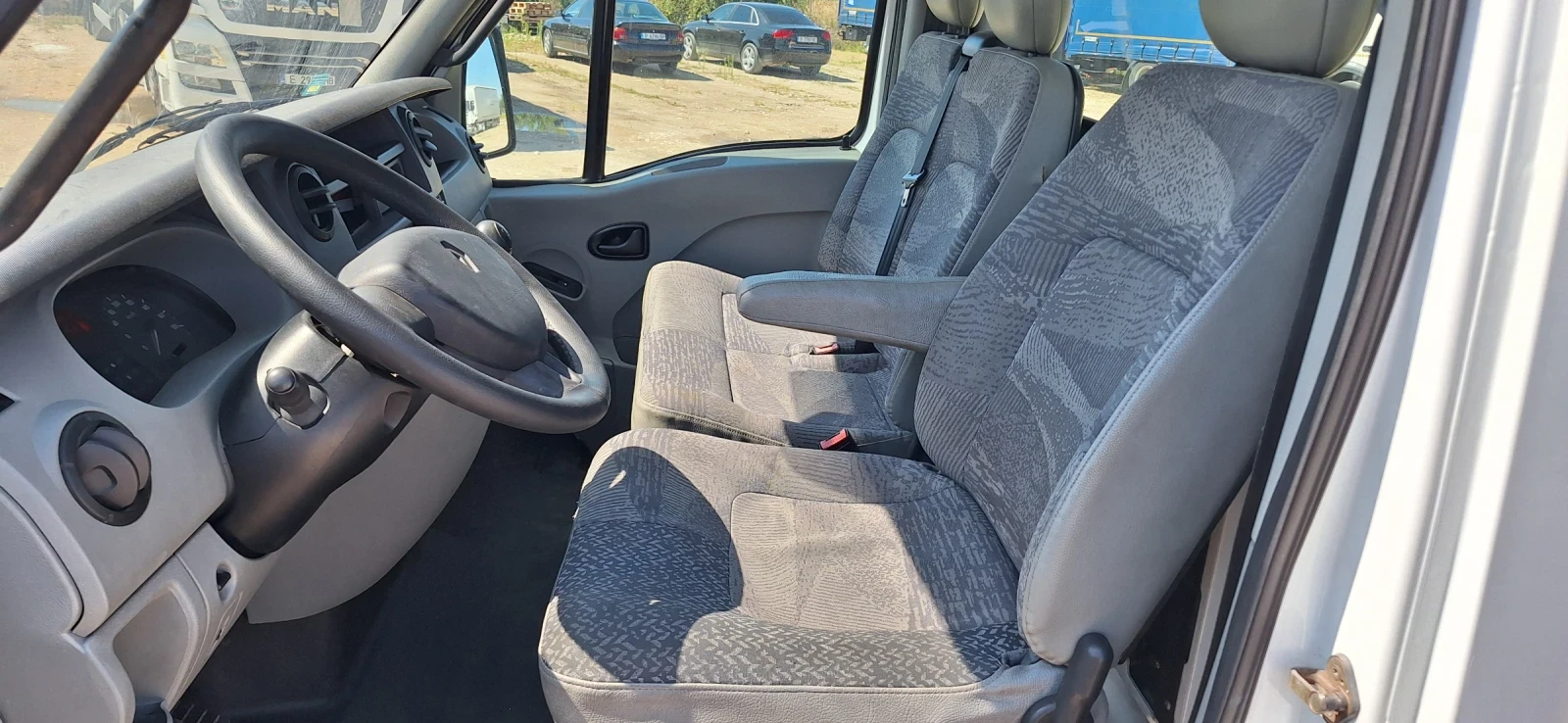 Renault Master Климатик, 4 -м. Дължина!!!, снимка 12 - Бусове и автобуси - 55951823