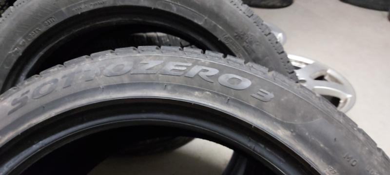 Гуми Зимни 245/45R19, снимка 5 - Гуми и джанти - 30949378